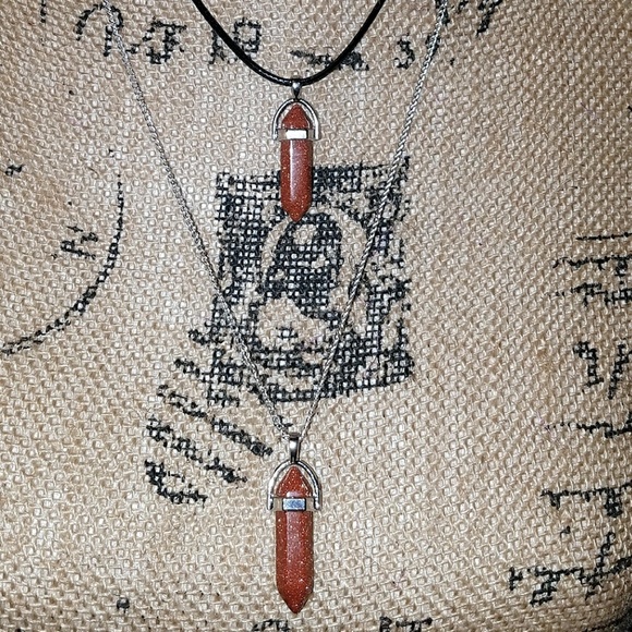 Boutique Gold Stone Chakra Pendant Necklace - Picture 2 of 3